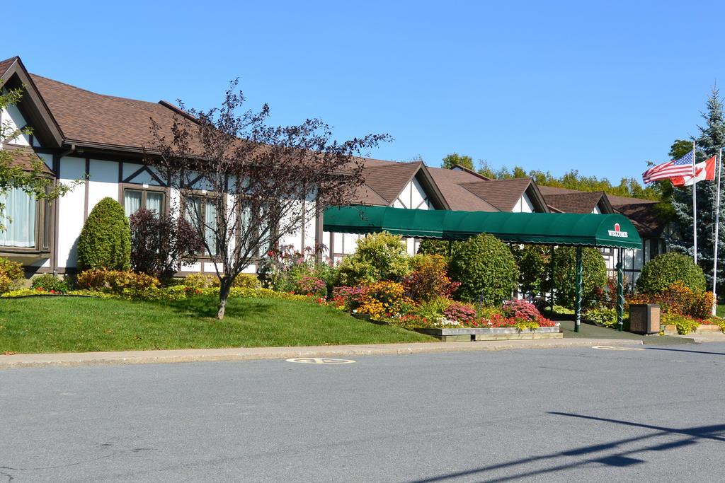Hotel Mcintosh Country & Conference Centre Morrisburg